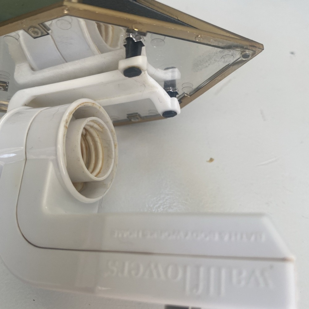 Bath & Body Works SUCCULENT GEOMETRIC PLANTER Wallflower Plug In Holder Set Of 2 - Picture 9 of 12